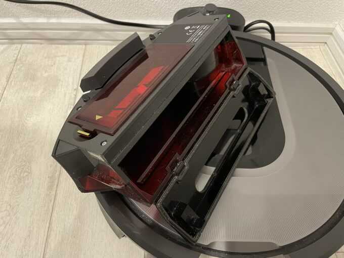 ルンバ960のダストボックスをキレイに掃除